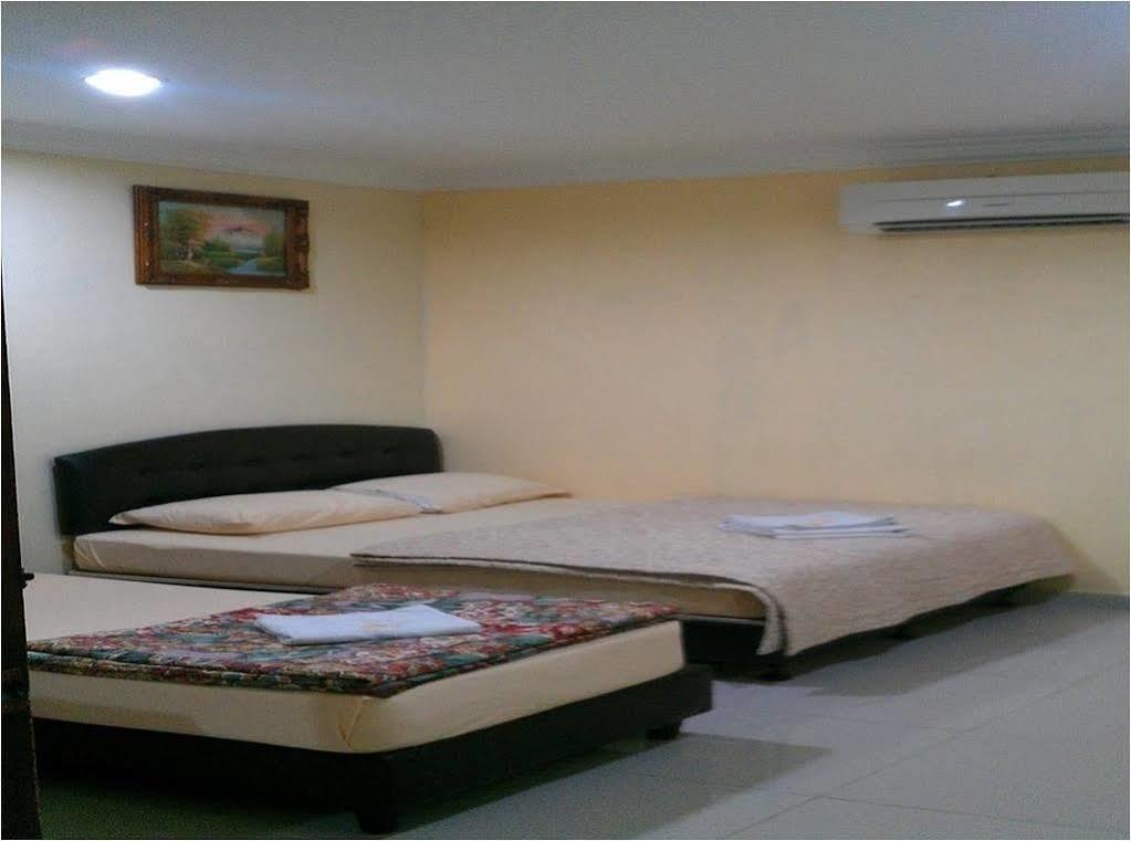 Casavilla Travellers Lodge Taiping Dış mekan fotoğraf
