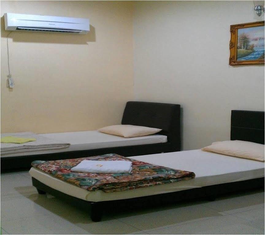 Casavilla Travellers Lodge Taiping Dış mekan fotoğraf